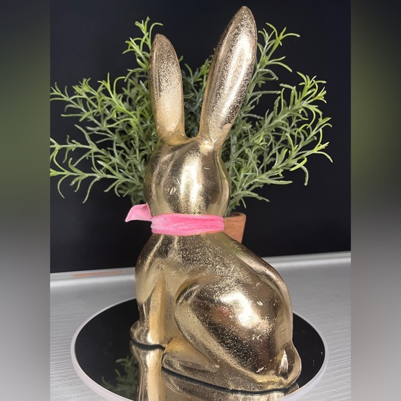 Easter Bunny Gold Metal Sculpture Figurine Tabletop Home Decor NWT Spring 8.5” - Picture 4 of 5